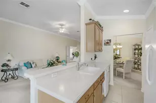 536 Arena Dr, Davenport, FL 33837 - Photo 16