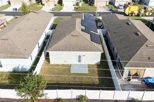 2893 Whispering Trails Dr, Winter Haven, FL 33884 - Photo 10