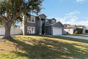 129 Mediterranean Ct, Kissimmee, FL 34758 - Photo 2