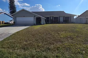 101 W Cedarwood Cir, Kissimmee, FL 34743 - Photo 1