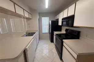 8722 Rain Forest Pl, Kissimmee, FL 34747 - Photo 4