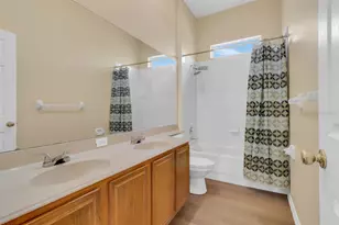 2827 Sand Arbor Cir, Orlando, FL 32824 - Photo 30