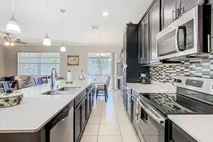 200 Trinity Ridge Cir, Davenport, FL 33897 - Photo 10