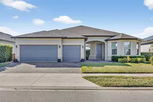 2725 Matera Dr, Saint Cloud, FL 34771 - Photo 2