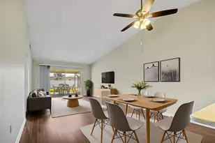 1585 Oakview Cir SE, Winter Haven, FL 33880 - Photo 2