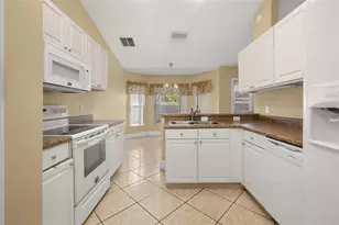 1123 Chichester Ct, Kissimmee, FL 34758 - Photo 16