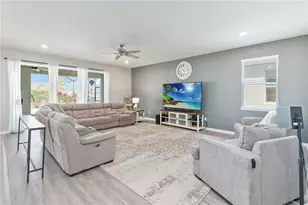 2323 Nuthatch St, Saint Cloud, FL 34771 - Photo 8