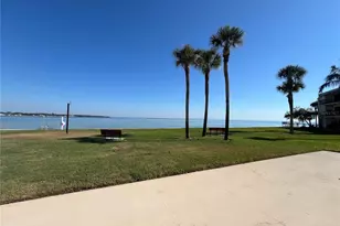7550 Sunshine Skyway Ln S, Saint Petersburg, FL 33711 - Photo 38