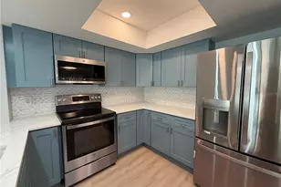 7550 Sunshine Skyway Ln S, Saint Petersburg, FL 33711 - Photo 8