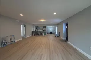 7550 Sunshine Skyway Ln S, Saint Petersburg, FL 33711 - Photo 20
