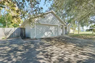 275 Awin Cir SE, Palm Bay, FL 32909 - Photo 2