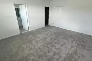 2660 Skyline Loop, Kissimmee, FL 34758 - Photo 8