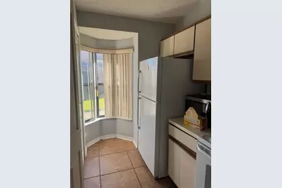 2422 King Oak Court, Saint Cloud, FL 34769 - Photo 6