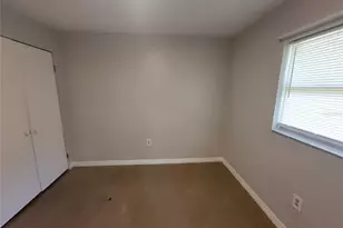 402 Peters St, Wildwood, FL 34785 - Photo 10