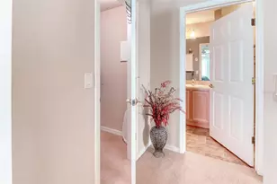 601 Grand Canal Dr, Kissimmee, FL 34759 - Photo 18