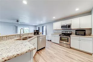 2934 Fieldwood Cir, Saint Cloud, FL 34772 - Photo 8