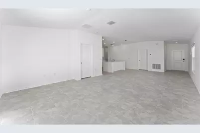 381 Singing Sands Circle, Lake Wales, FL 33859 - Photo 4