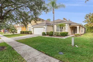 197 Hideaway Beach Ln, Kissimmee, FL 34746 - Photo 2