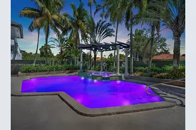15945 NW 82nd Court, Miami Lakes, FL 33016 - Photo 24