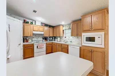 157 Orangewood Drive, Lake Wales, FL 33898 - Photo 6