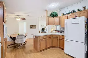 157 Orangewood Dr, Lake Wales, FL 33898 - Photo 16