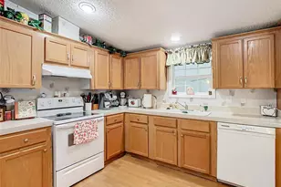 157 Orangewood Dr, Lake Wales, FL 33898 - Photo 12