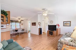 157 Orangewood Dr, Lake Wales, FL 33898 - Photo 10