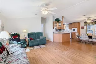 157 Orangewood Dr, Lake Wales, FL 33898 - Photo 6