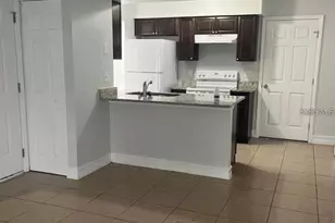 1805 Crystal Grove Dr, Lakeland, FL 33801 - Photo 2