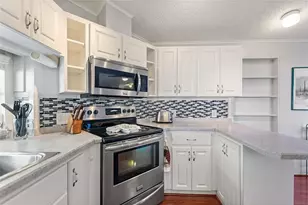 141 Championship Dr, Davenport, FL 33837 - Photo 20