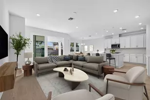 983 Fiesta Key Cir, Lady Lake, FL 32159 - Photo 2