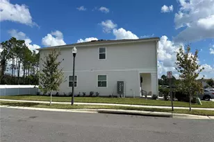 7697 Stone Crk Trl, Kissimmee, FL 34747 - Photo 4