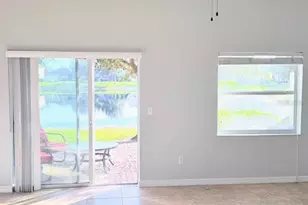 1061 Honey Blossom Dr, Orlando, FL 32824 - Photo 4