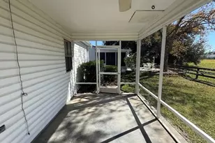 438 San Pedro Dr, Lady Lake, FL 32159 - Photo 16