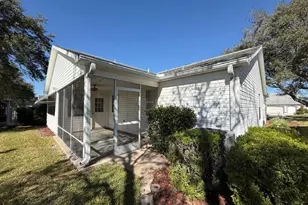 438 San Pedro Dr, Lady Lake, FL 32159 - Photo 18