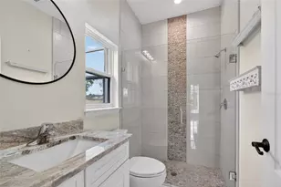 2776 Kissimmee Bay Cir, Kissimmee, FL 34744 - Photo 42