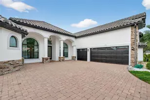 2776 Kissimmee Bay Cir, Kissimmee, FL 34744 - Photo 12