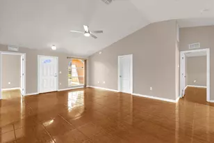 692 Reindeer Dr, Kissimmee, FL 34759 - Photo 4