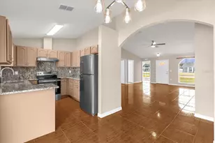 692 Reindeer Dr, Kissimmee, FL 34759 - Photo 6