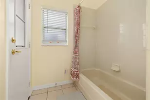 111 Sand Pine Ln, Davenport, FL 33837 - Photo 26