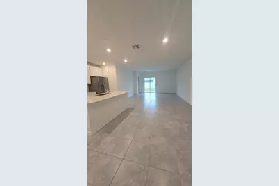 4253 Twisted Twig Bend, Kissimmee, FL 34746 - Photo 4