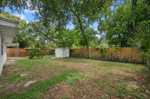 305 E Bougainvillea Ave, Tampa, FL 33612 - Photo 22