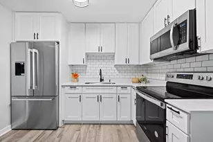 305 E Bougainvillea Ave, Tampa, FL 33612 - Photo 10