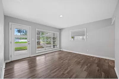 305 E Bougainvillea Avenue, Tampa, FL 33612 - Photo 4