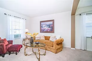 2528 Dharma Cir, Kissimmee, FL 34746 - Photo 6