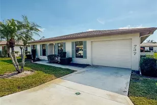 737 Vivienda W Blvd, Venice, FL 34293 - Photo 2