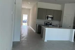 1441 Deepwater Cir, Eagle Lake, FL 33839 - Photo 4