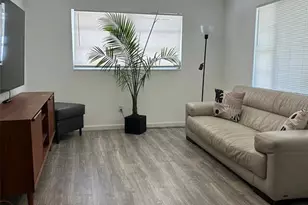 4215 W Laurel St, Tampa, FL 33607 - Photo 8