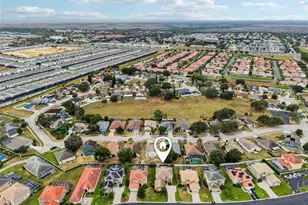 215 Vista Dr, Davenport, FL 33897 - Photo 48