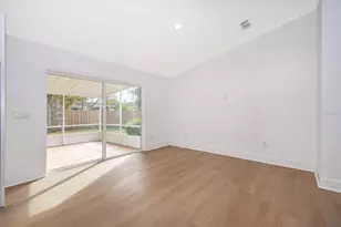 5116 Jeannine Ct, Orlando, FL 32807 - Photo 10